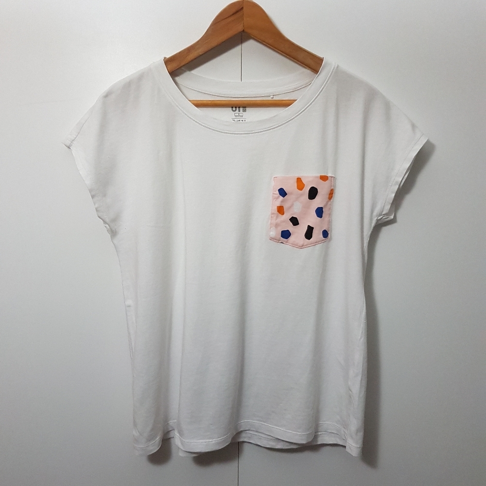 Uniqlo White Tee with Multicolor Pocket - Picture 2 of 4